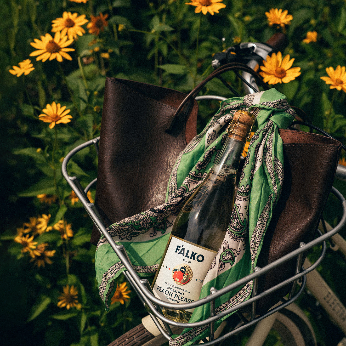 3-pack F'ALKO Sparkling Peach Please 0% (750 ml)